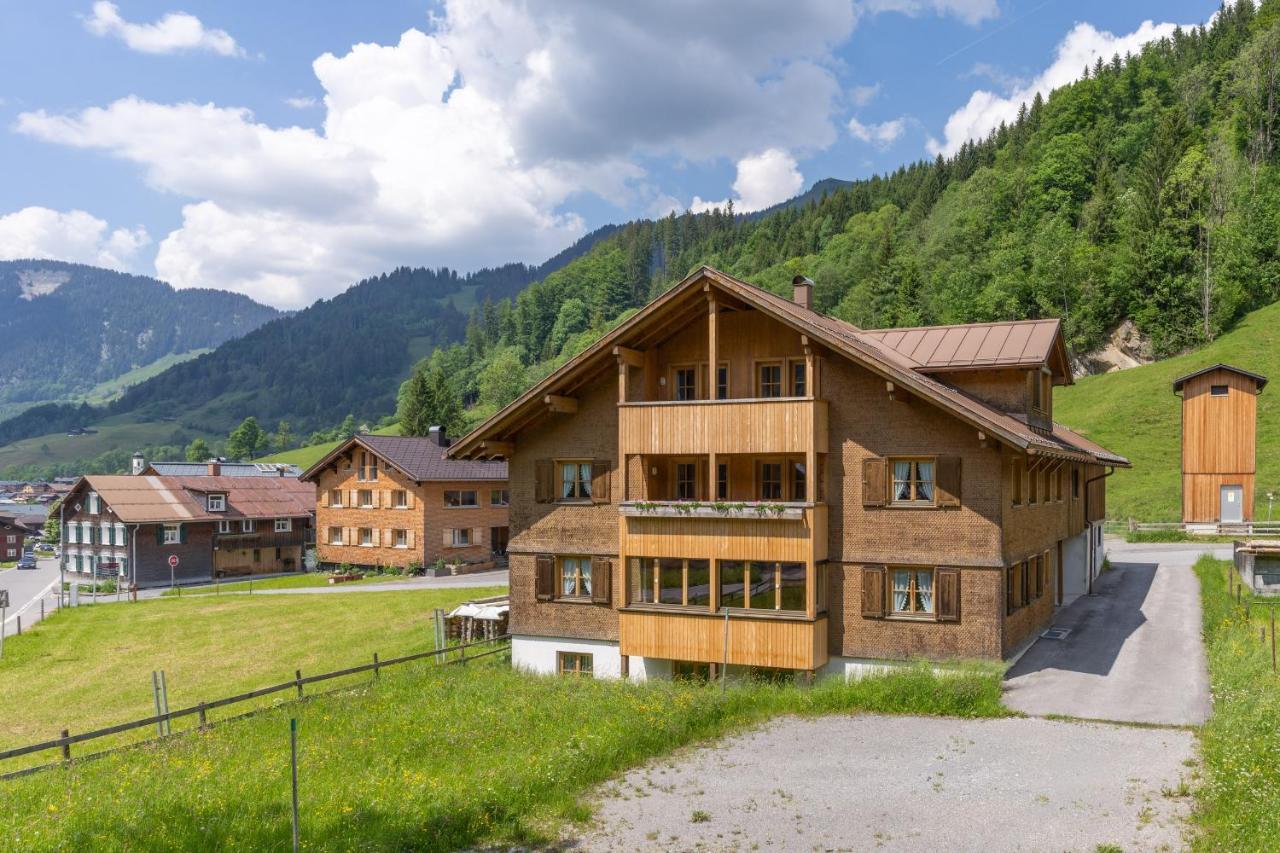 Haus Maria-Theresia Schoppernau Exterior photo